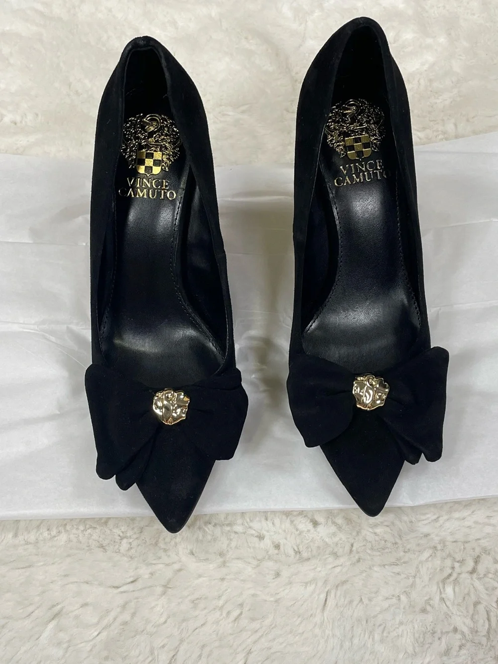 Vince Camuto classic pointed